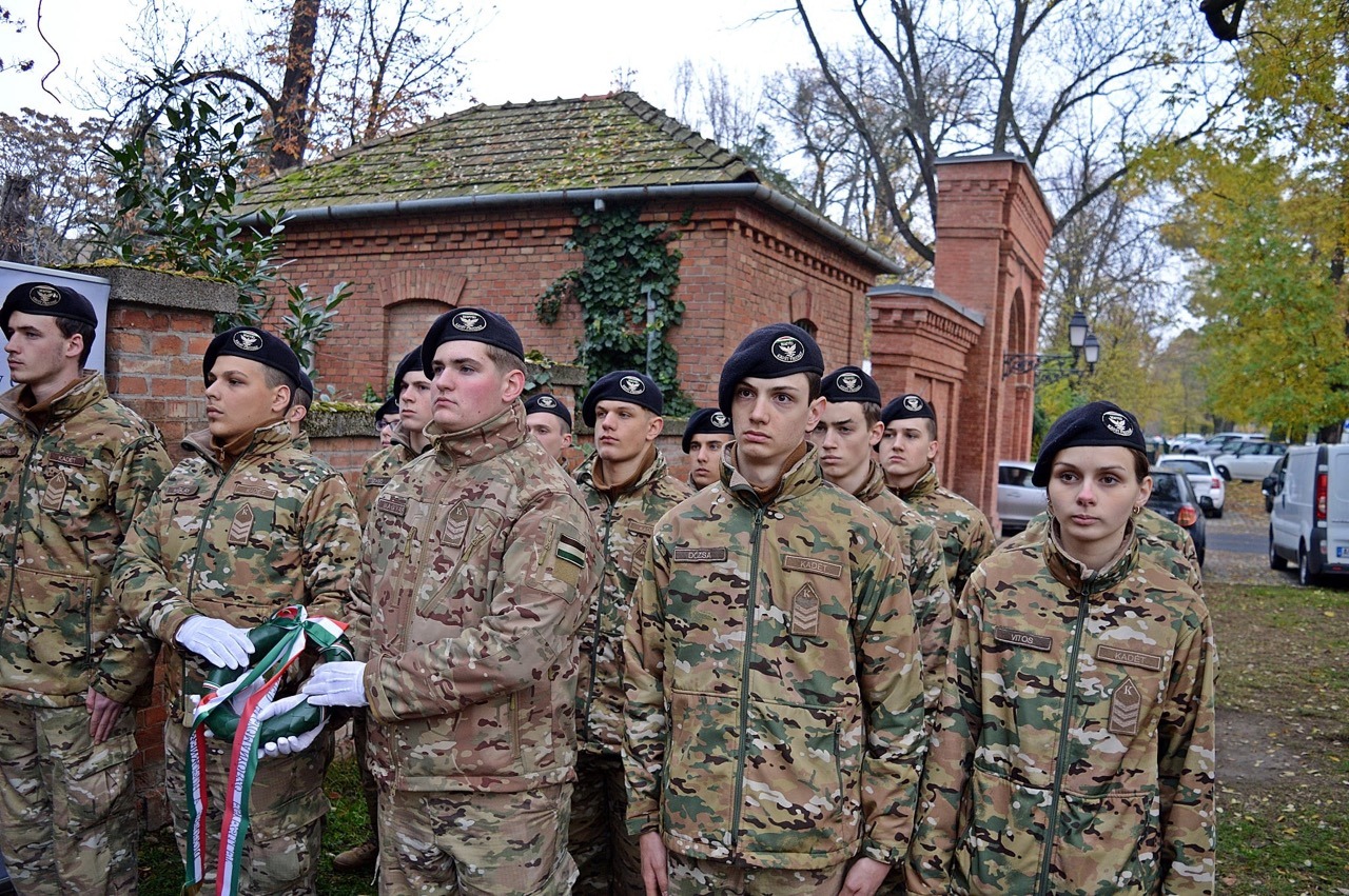 Megemlékezés hadapródiskolán