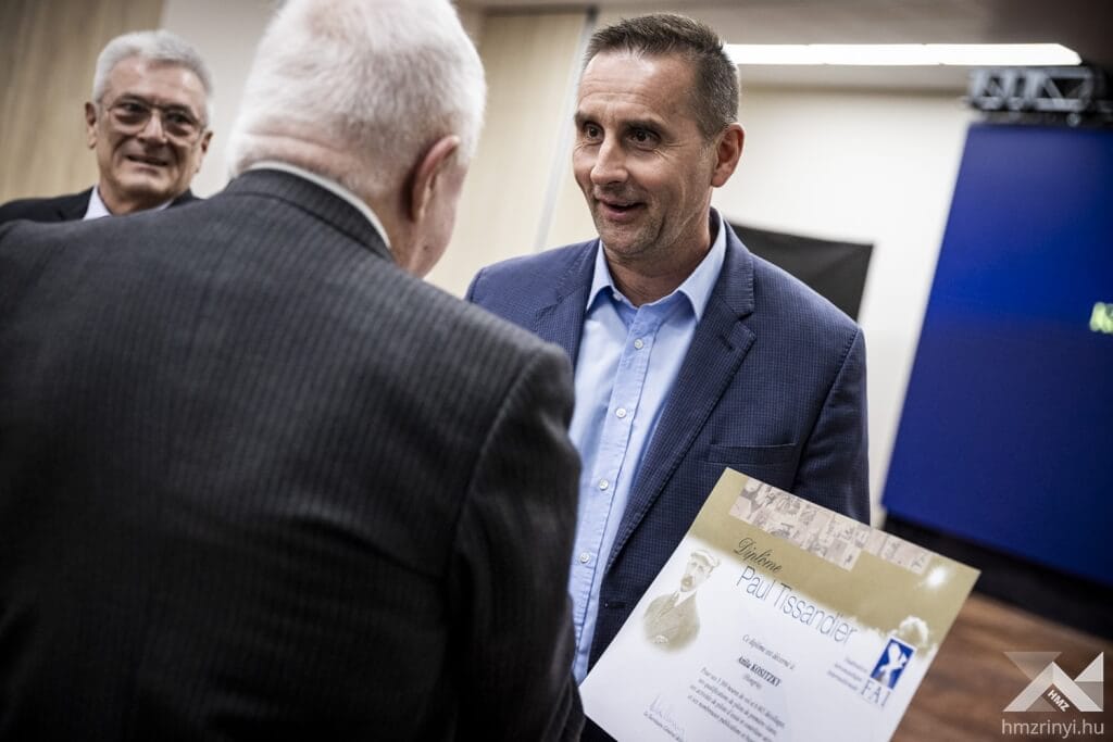 6911ad6e2ad89065184086