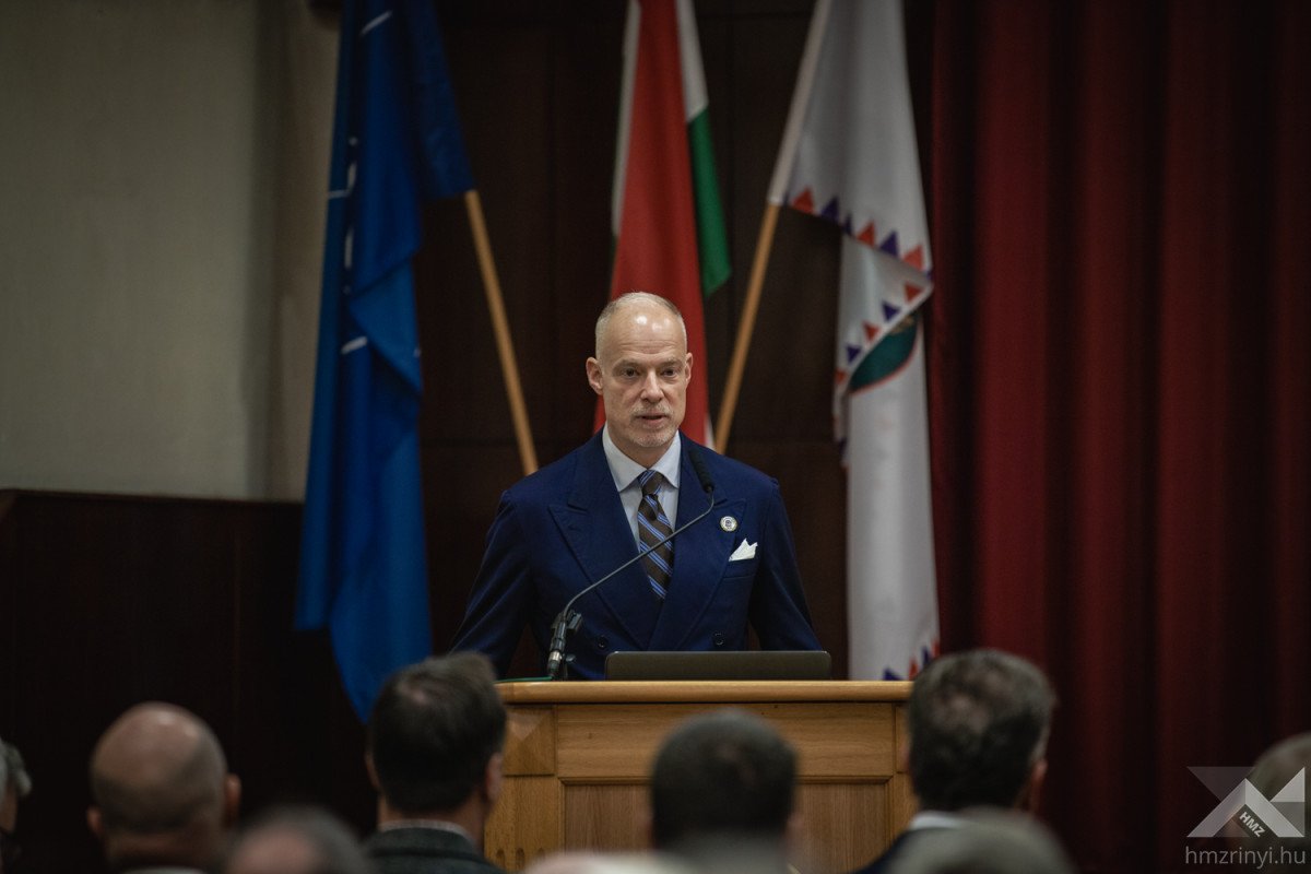 69259872a563c934656447