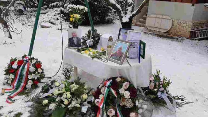 Végső búcsú az Ejtőernyős Bajtársainkért Alapítvány elnökétől