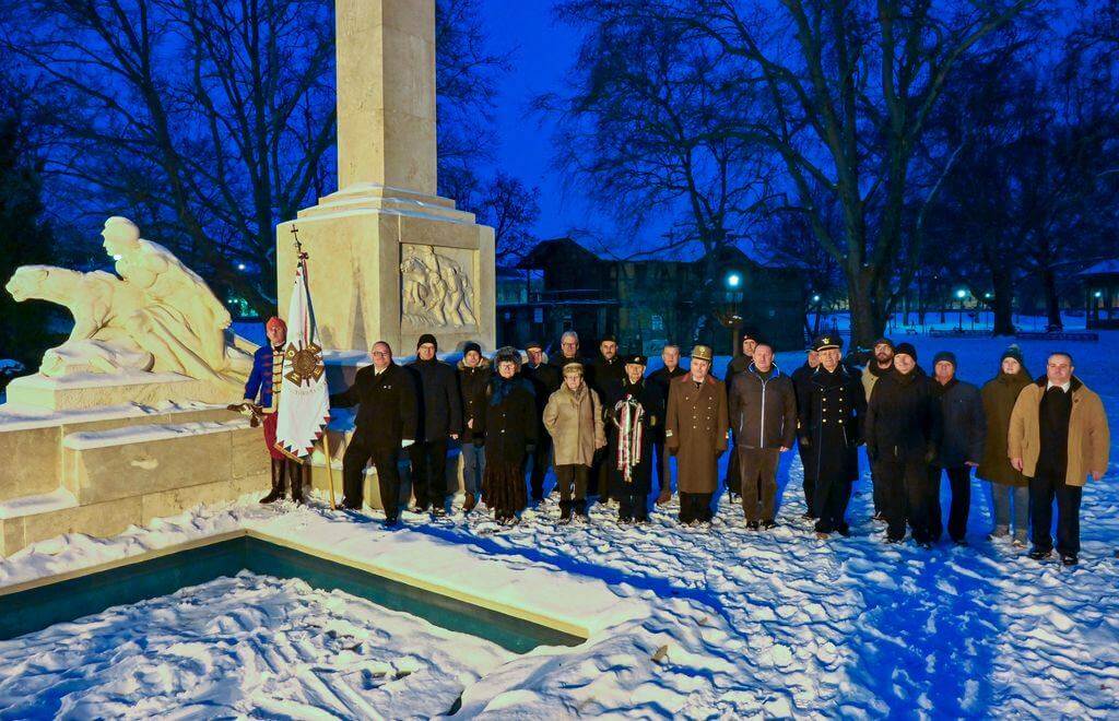 Megemlékezés és zászlószentelés Győrben