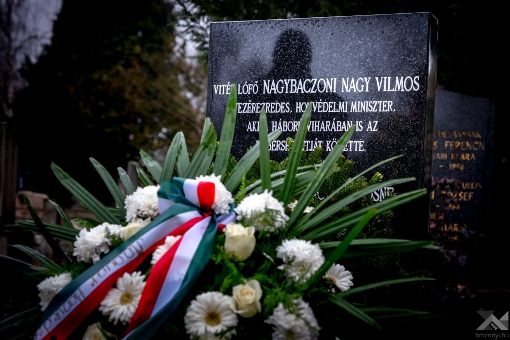 Síremlék ujjá avatás Piliscsabán