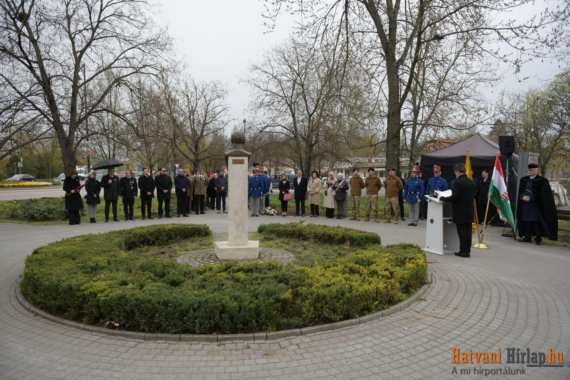 Hatvanban született meg a remény