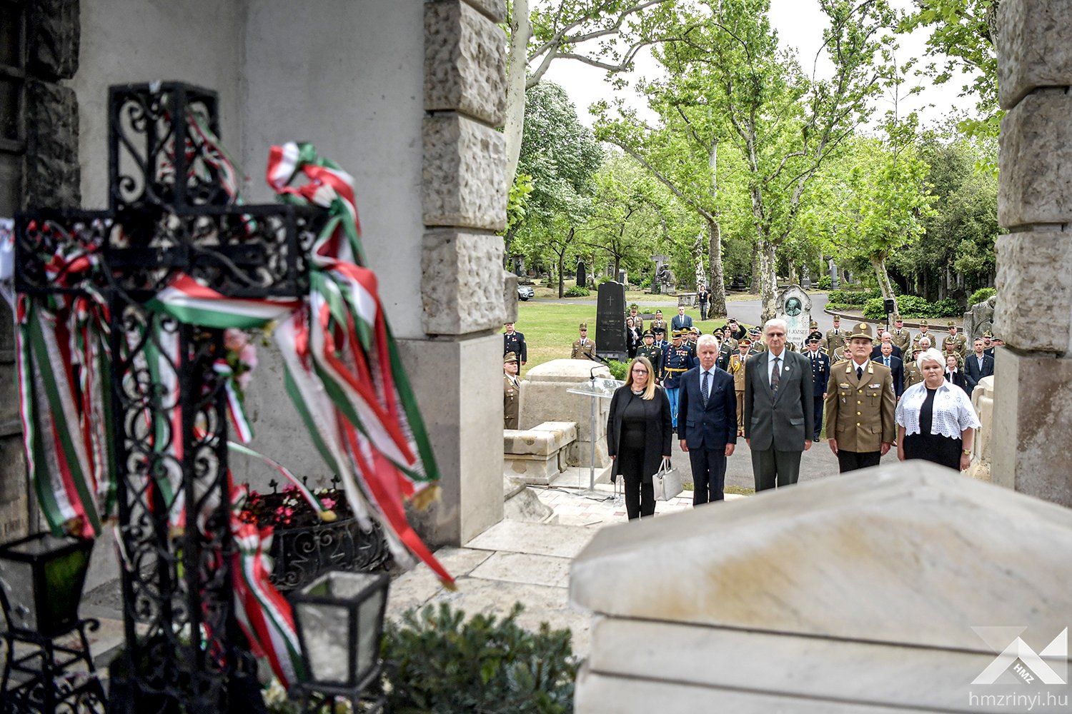 Koszorúzás Görgey Artúr tábornok síremlékénél