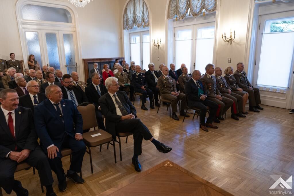 Időseket köszöntötték