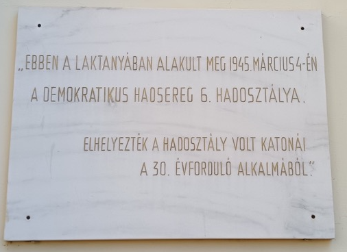 Felújították az Emléktáblát
